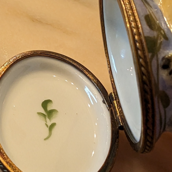 Limoges Turtle Box - Picture 2 of 3